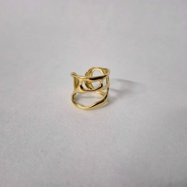 Irregular Liquid Design Ring