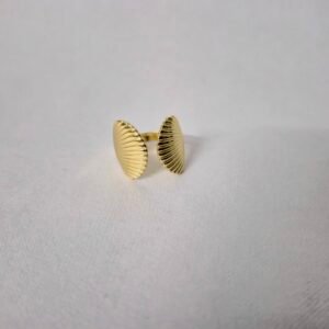 Shell Style Ring