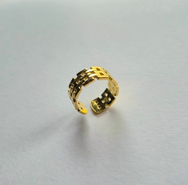 Solid Crafted Ring - Image 3