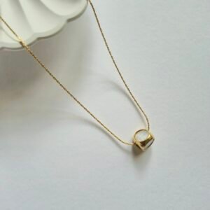 Cubical Pearl Necklace