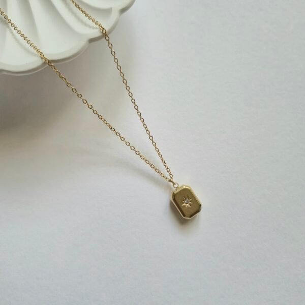 Star Themed Geometric Necklace