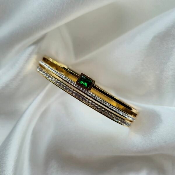 Emerald Elegance Bangle - Image 3