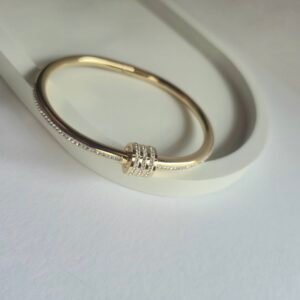 Elan Bangle